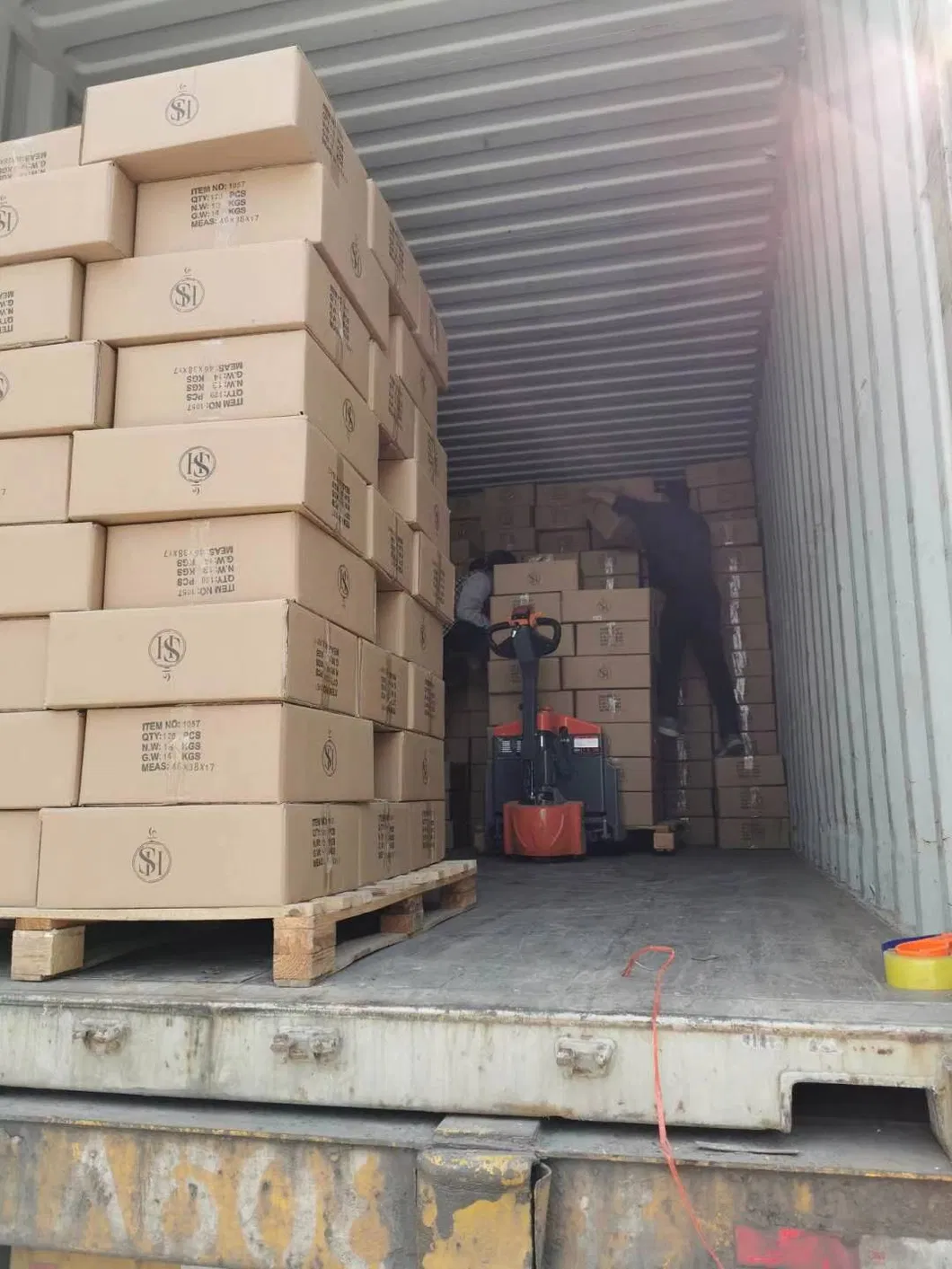 Empty 100ml Spray Perfume Glass Bottle Manufacturers