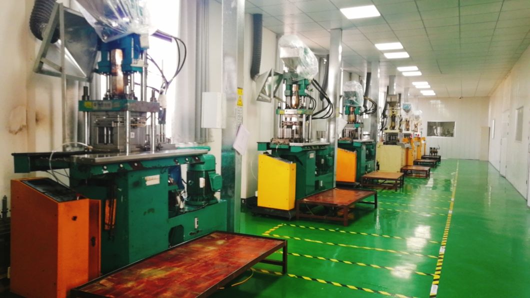 Gradient Color with Colored Tube for Women`S Skin Care Packaging