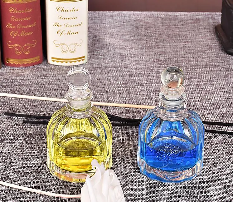 Luxury 50ml Embossed Logo Brand Clear Embossed Perfume Bottle Diffuser Glass Bottle