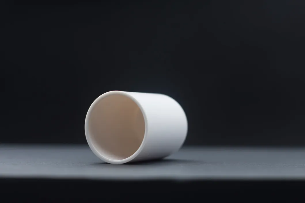 Packaging PP Solid Color Irregular Cap Plastic Lid Cosmetic Bottle