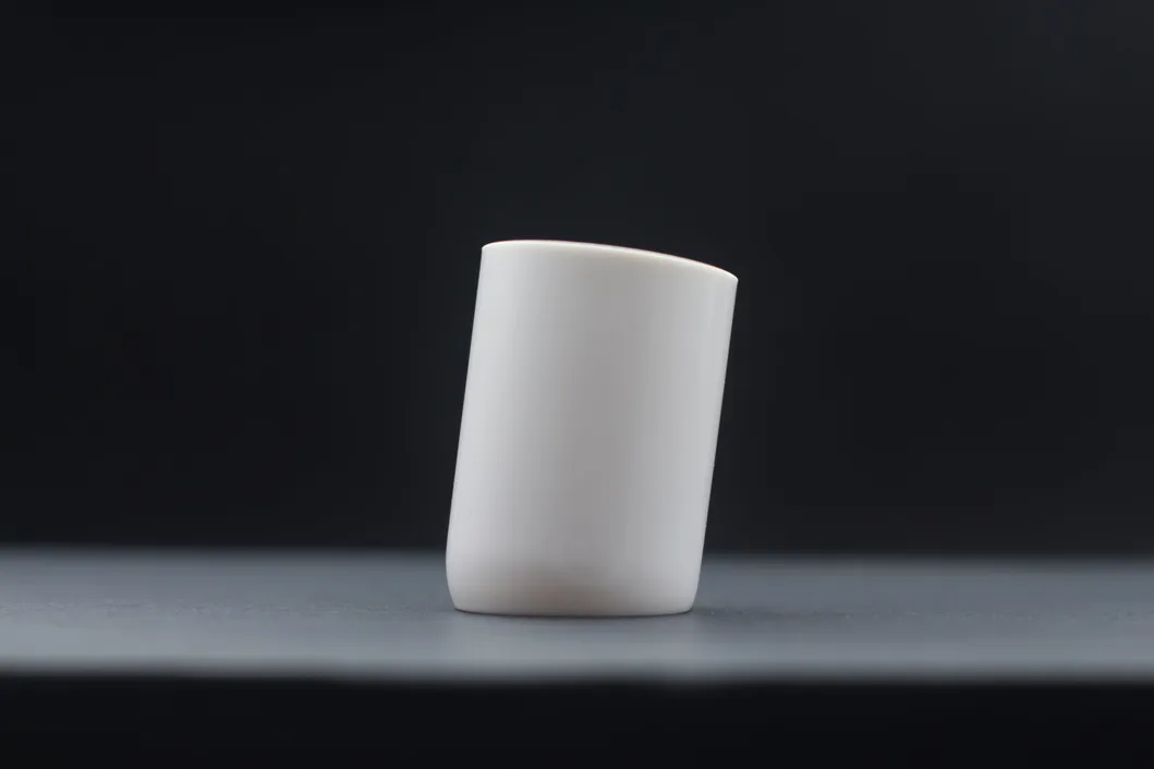 Packaging PP Solid Color Irregular Cap Plastic Lid Cosmetic Bottle