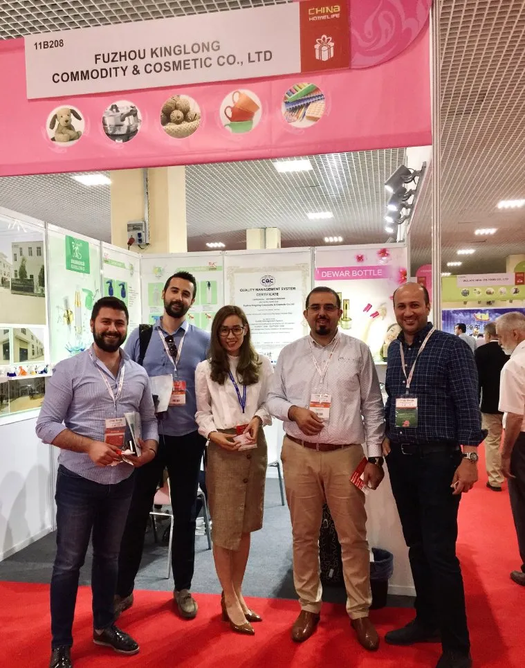 The Most Popular Using Two-Pieces Push Pull Liquid Detergent Plastic Bottle Lids Bottle Cap 28/410 China Manufacture